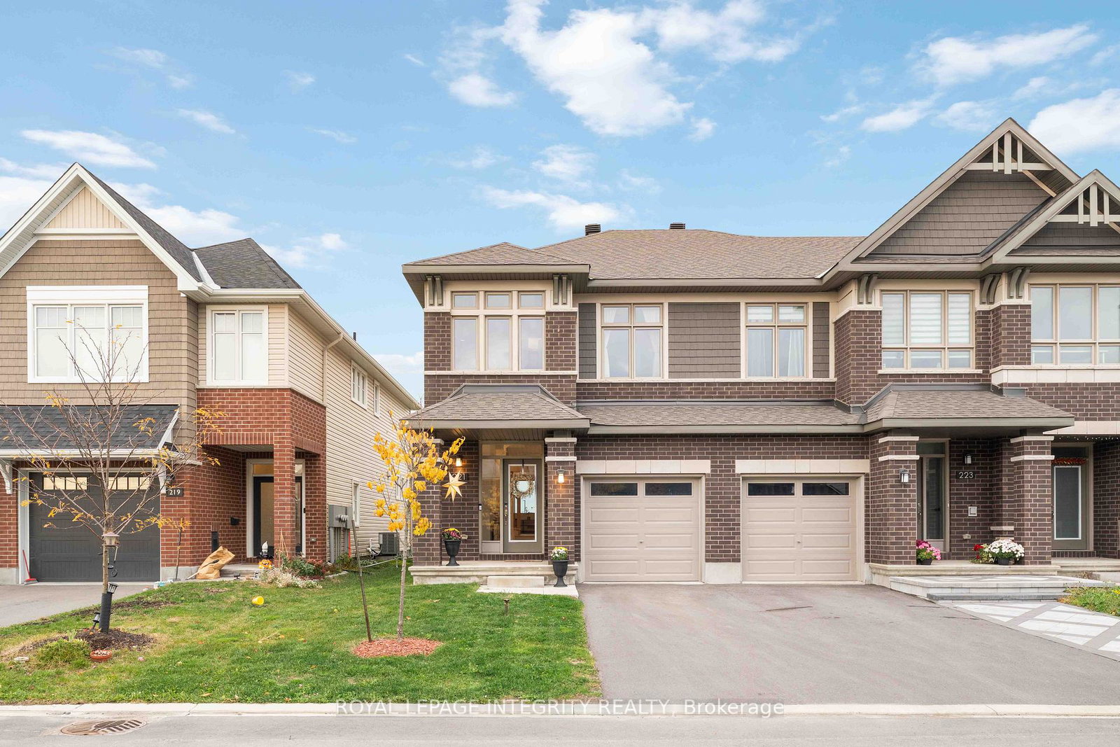 221-finsbury-avenue-ottawa-ontario-x13647058