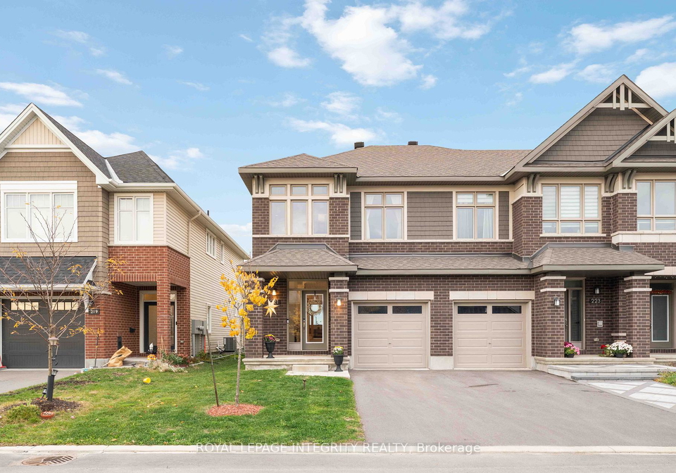 221-finsbury-avenue-ottawa-ontario-x13647058