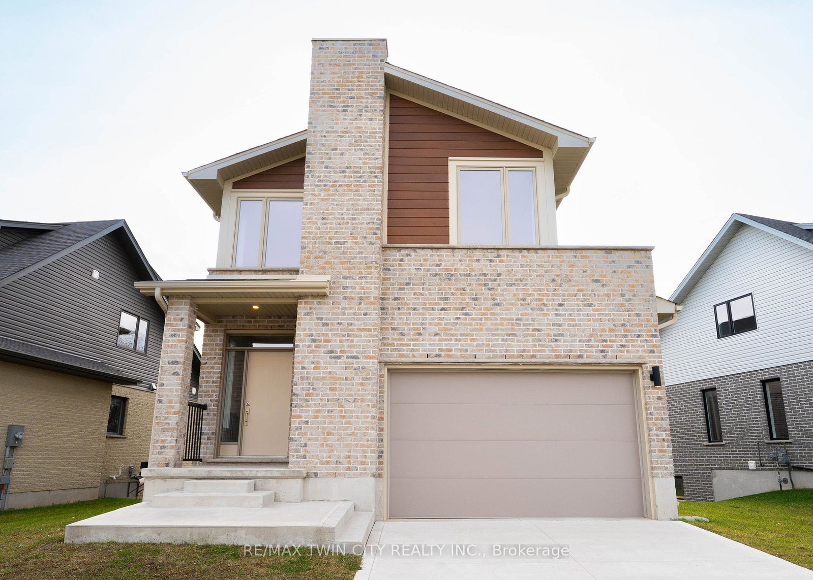 2092-evans-crescent-london-south-ontario-x13647254