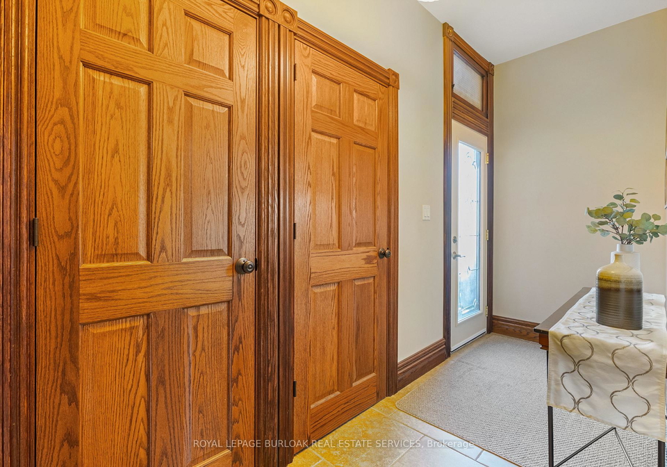 107-catharine-street-s-hamilton-ontario-x13647322