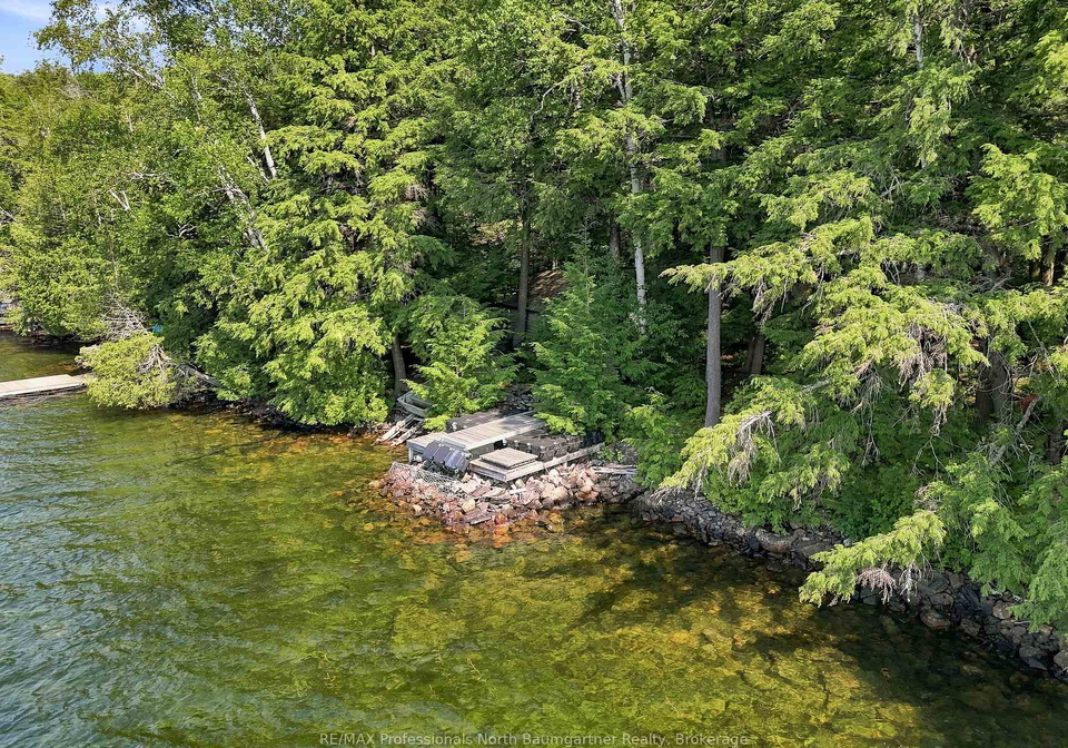 2183-trappers-trail-dysart-et-al-ontario-x13647460