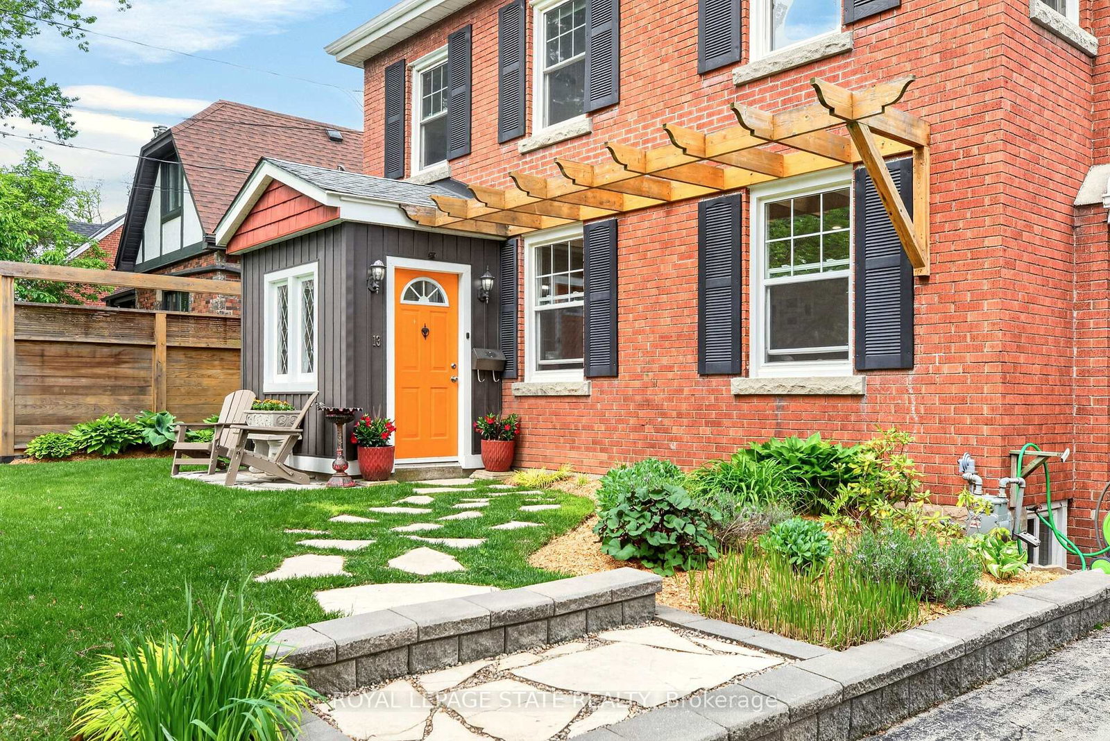 13-tweedsmuir-avenue-hamilton-ontario-x13647468