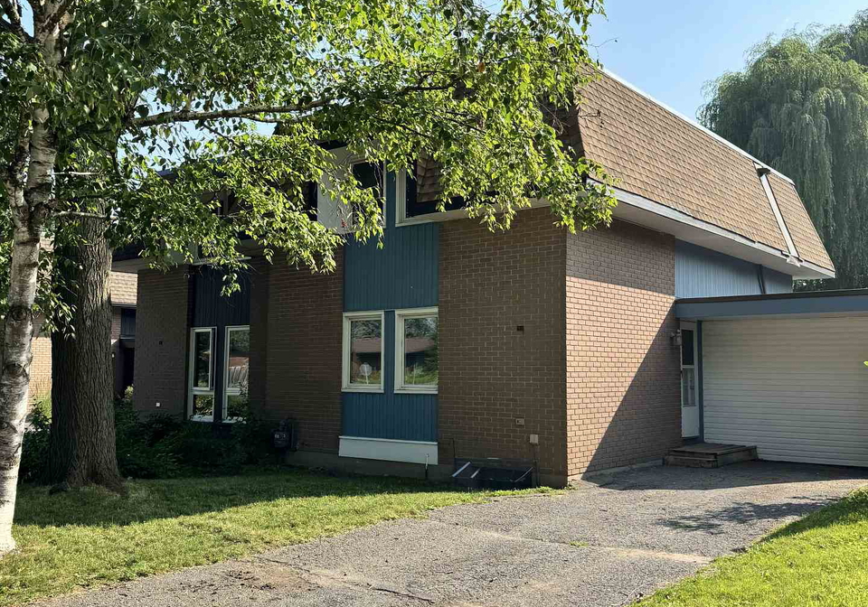 145-penfield-drive-kanata-ontario-x13647686