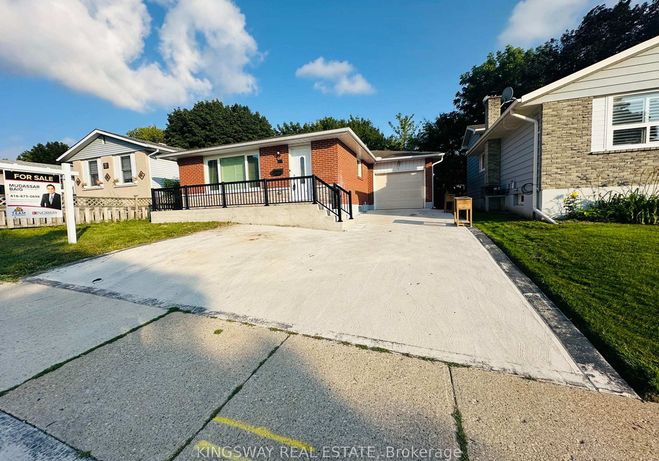 35-silver-aspen-crescent-kitchener-ontario-x13648016