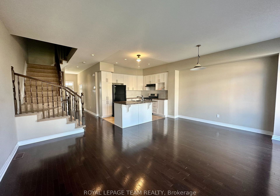 940-cobble-hill-drive-ottawa-ontario-x13648124