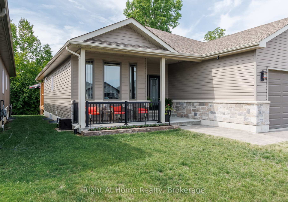 40-birchmount-street-quinte-west-ontario-x13648552
