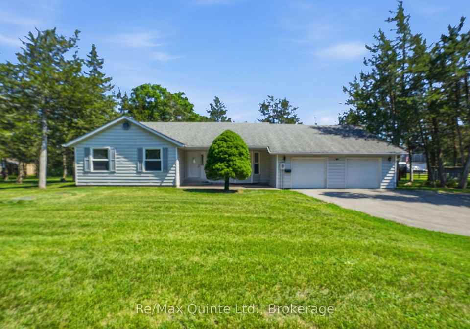 1076-massassauga-road-prince-edward-county-ontario-x13648588