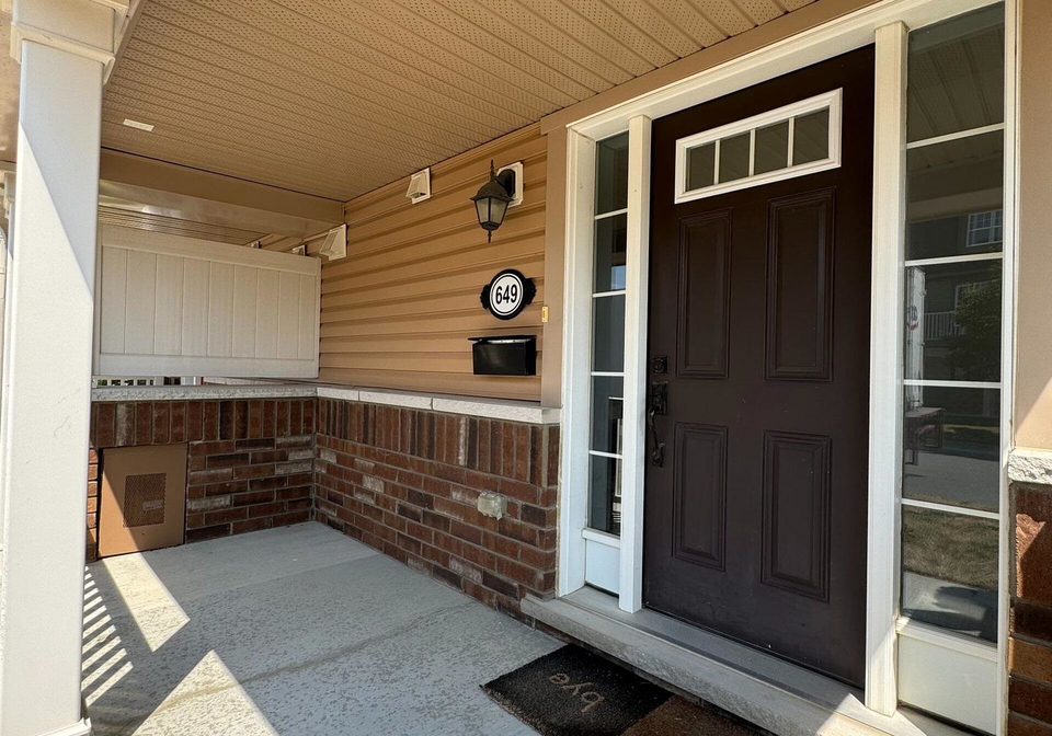 649-bluegill-avenue-ottawa-ontario-x13648590