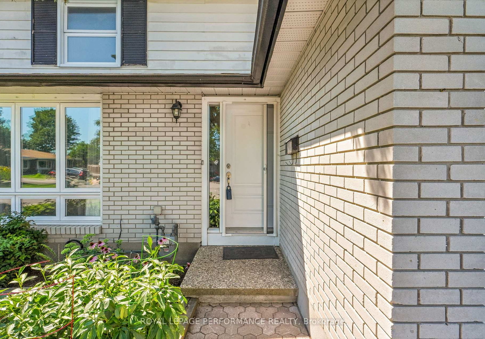 1080-cloverlawn-court-ottawa-ontario-x13648604