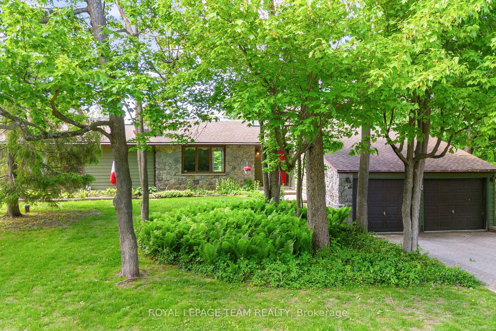 4-leeward-street-ottawa-ontario-x13648610