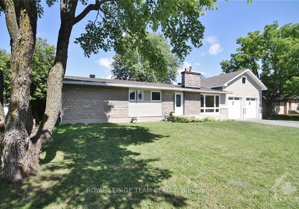 5-lipstan-avenue-n-ottawa-ontario-x13648612