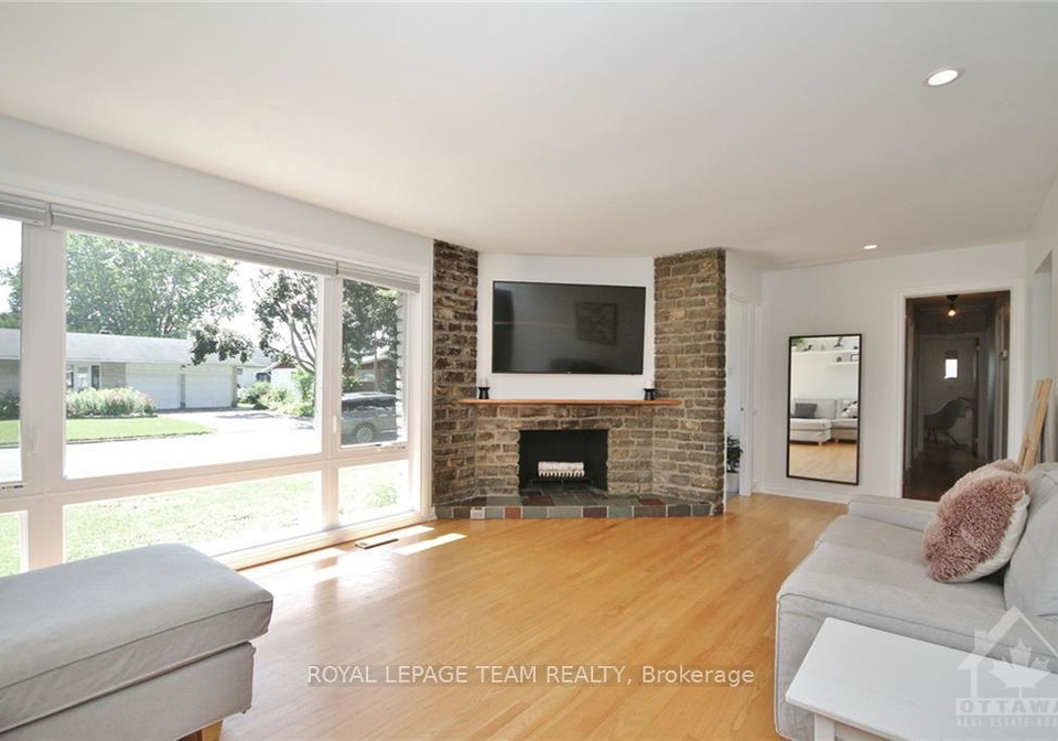 5-lipstan-avenue-n-ottawa-ontario-x13648612