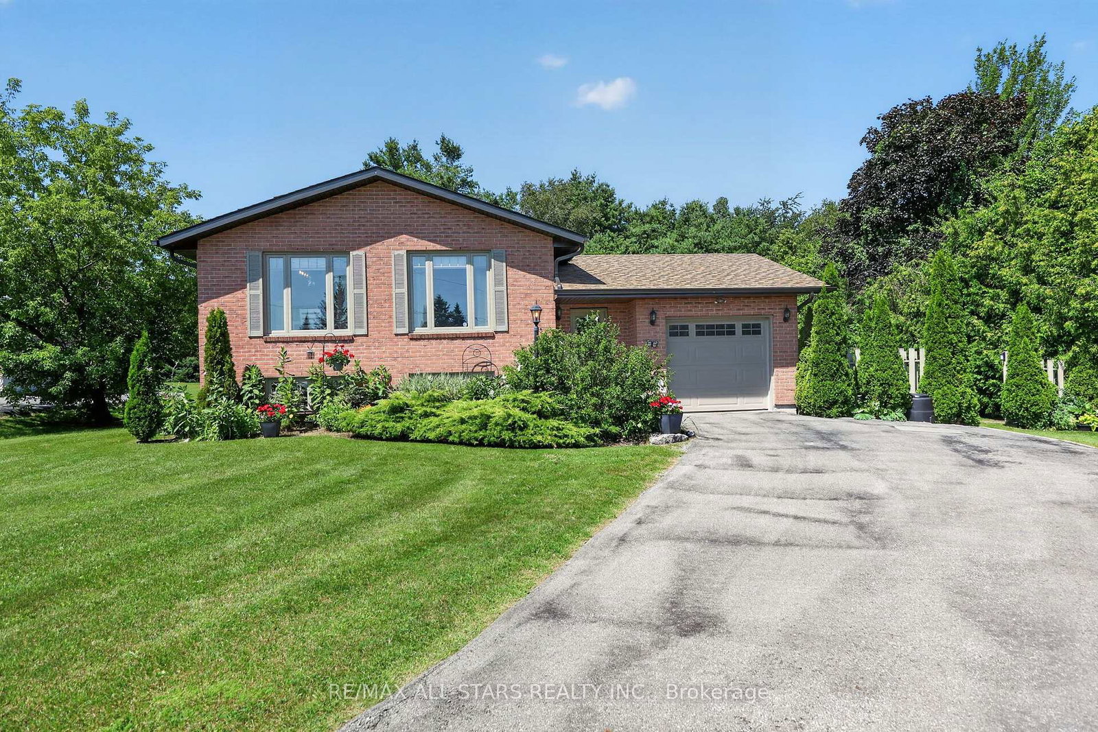 6-golf-court-kawartha-lakes-ontario-x13648708