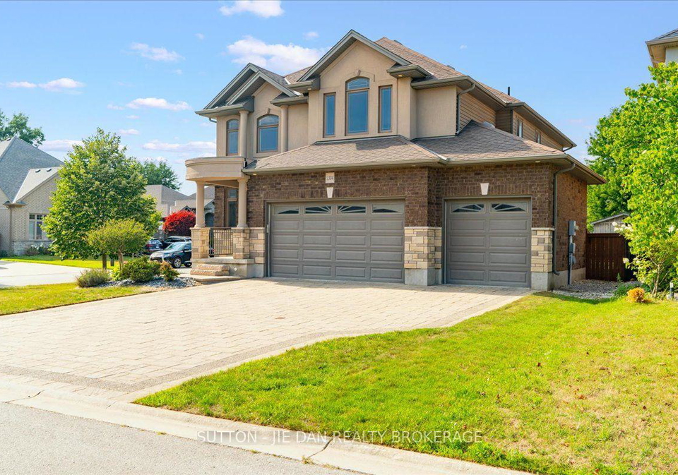 1304-eagletrace-drive-london-north-ontario-x13649392