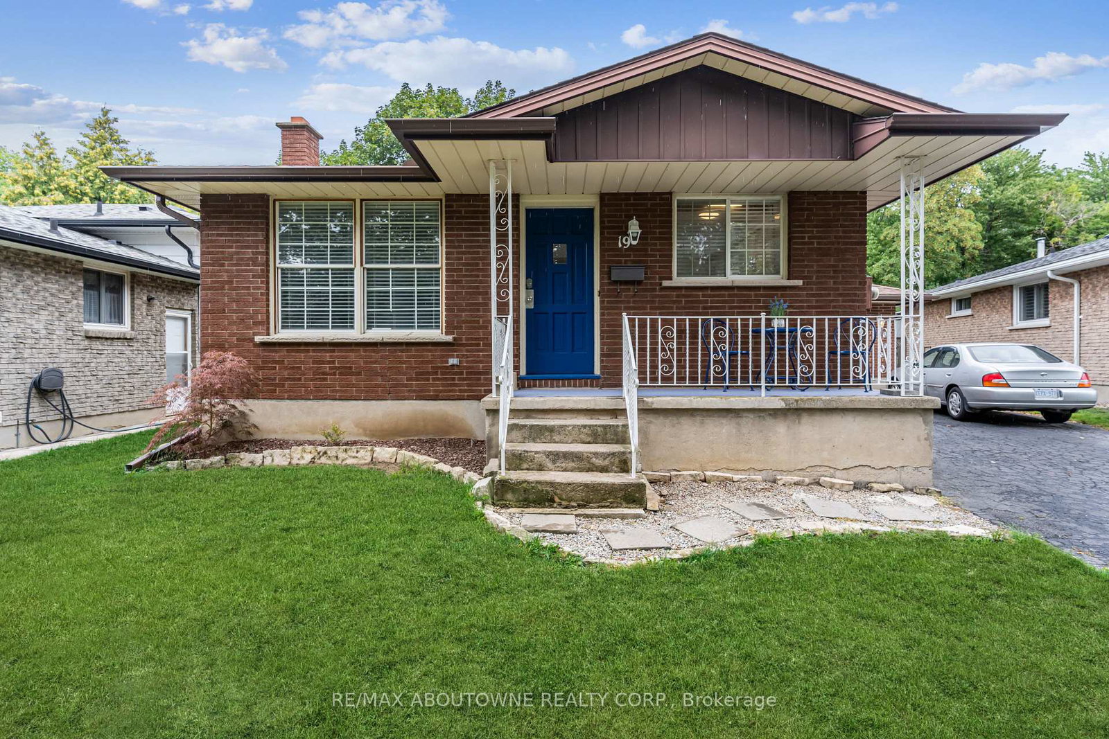 19-friars-court-st-catharines-ontario-x13649424
