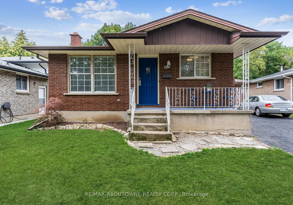 19-friars-court-st-catharines-ontario-x13649424