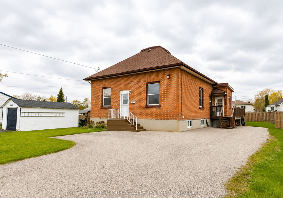 170-queen-street-kawartha-lakes-ontario-x13649484