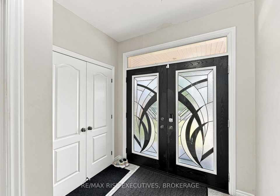 645-gwen-avenue-kingston-ontario-x13649488