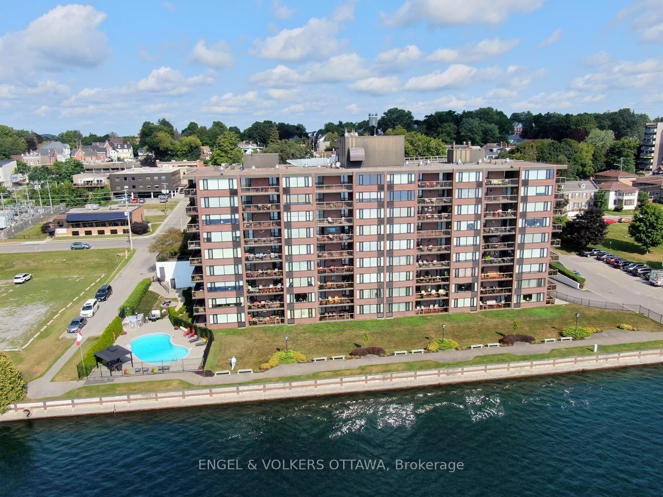 55-water-street-e-brockville-ontario-x13649530
