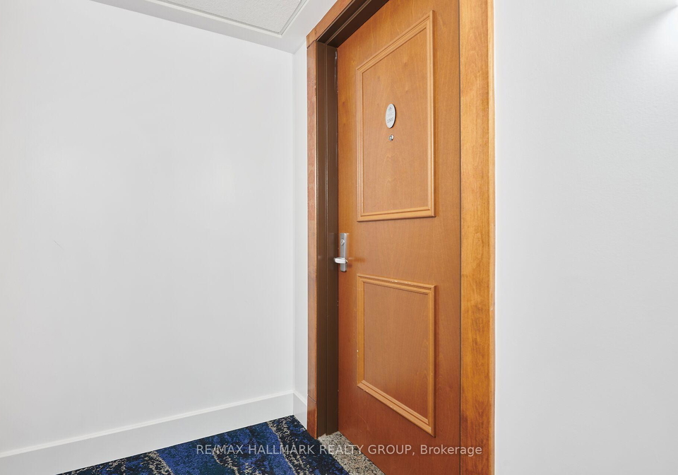242-rideau-street-ottawa-ontario-x13649628