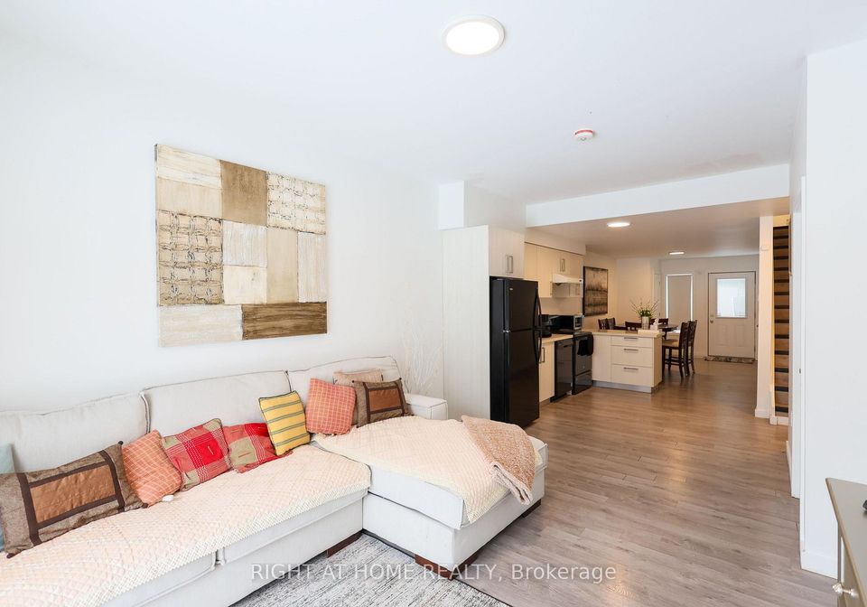 100-highriver-trail-welland-ontario-x13649692