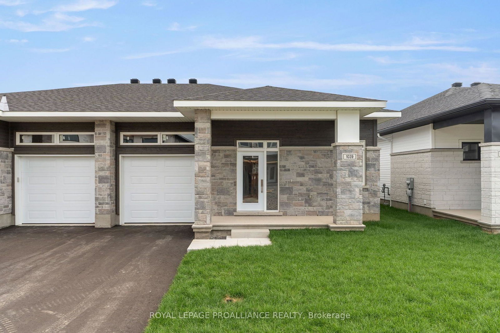 1039-moore-street-brockville-ontario-x13649764