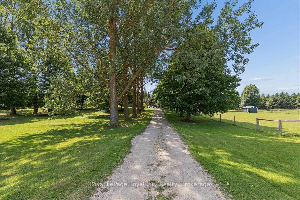 5453-9-highway-minto-ontario-x13649798