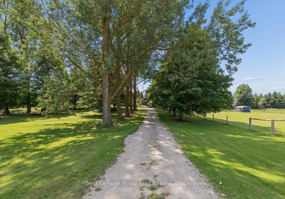 5453-9-highway-minto-ontario-x13649798