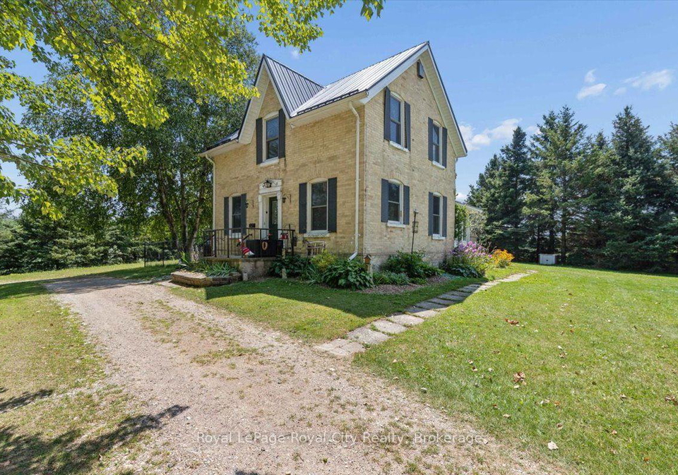 5453-9-highway-minto-ontario-x13649798