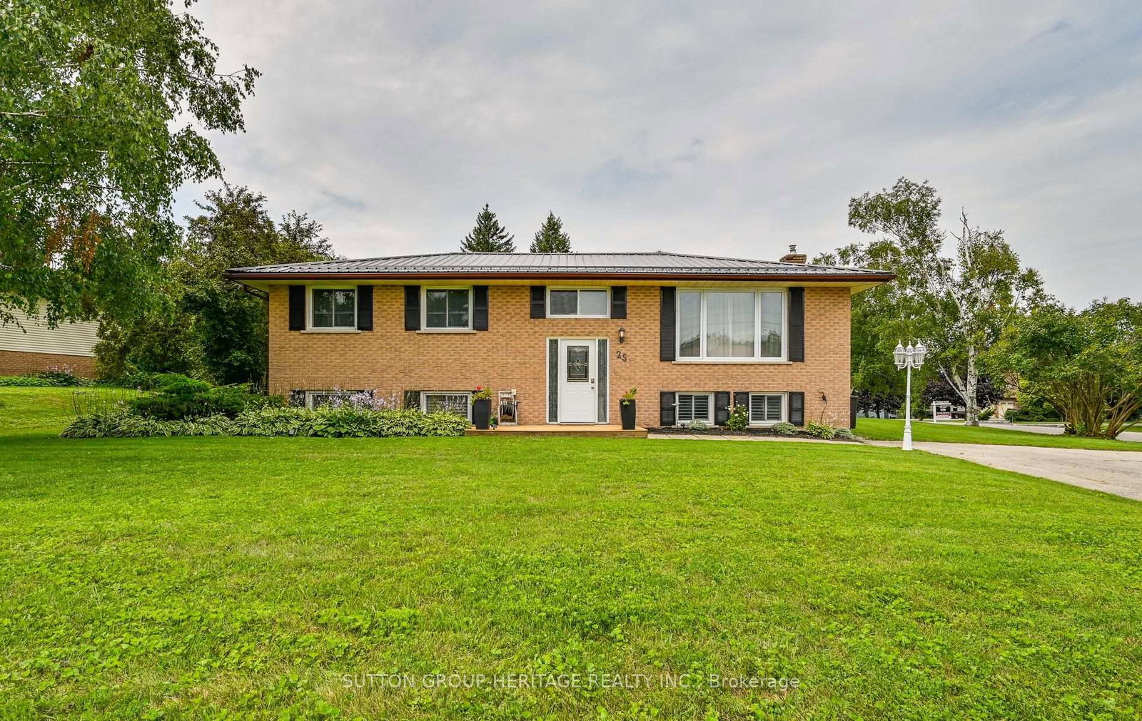 25-manvers-drive-kawartha-lakes-ontario-x13649846