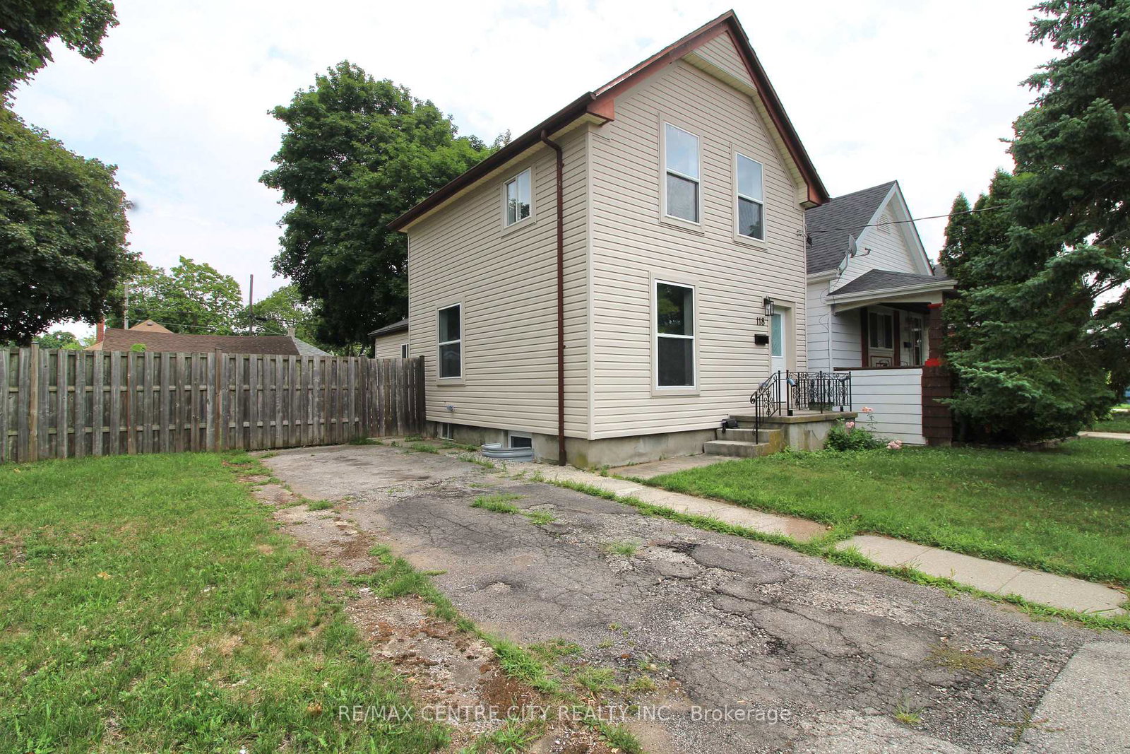 118-delaware-street-london-east-ontario-x13649940