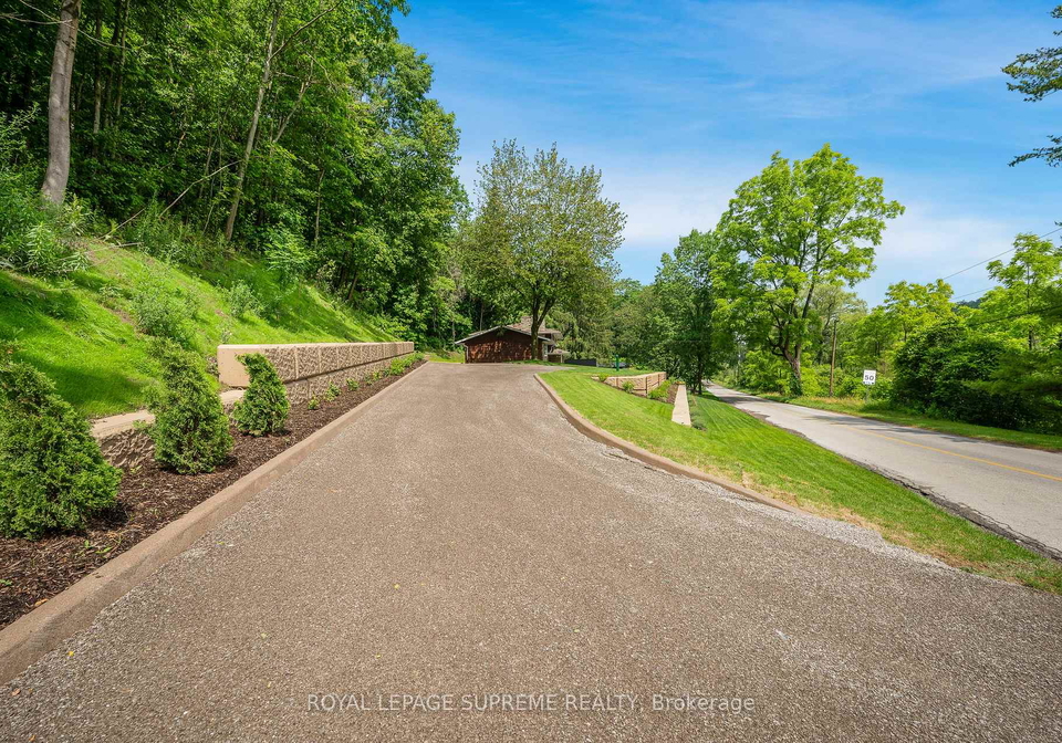 2035-hollow-road-thorold-ontario-x13649948