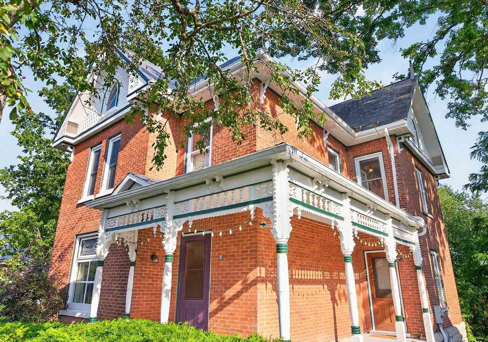 97-st-lawrence-street-w-centre-hastings-ontario-x13650030