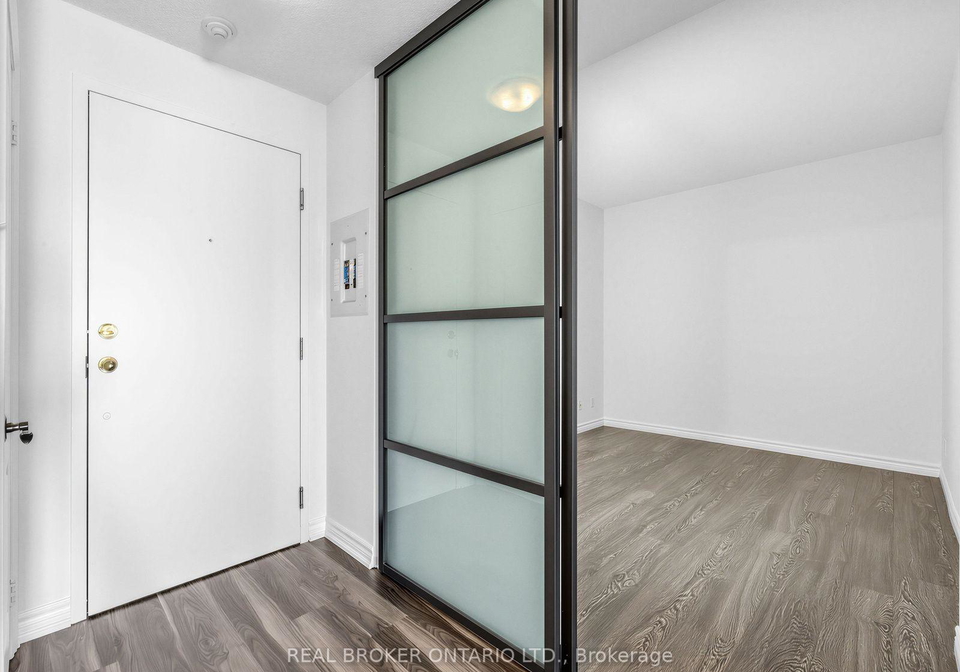 135-james-street-s-hamilton-ontario-x13650356