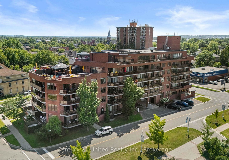 2-george-street-n-peterborough-ontario-x13650396