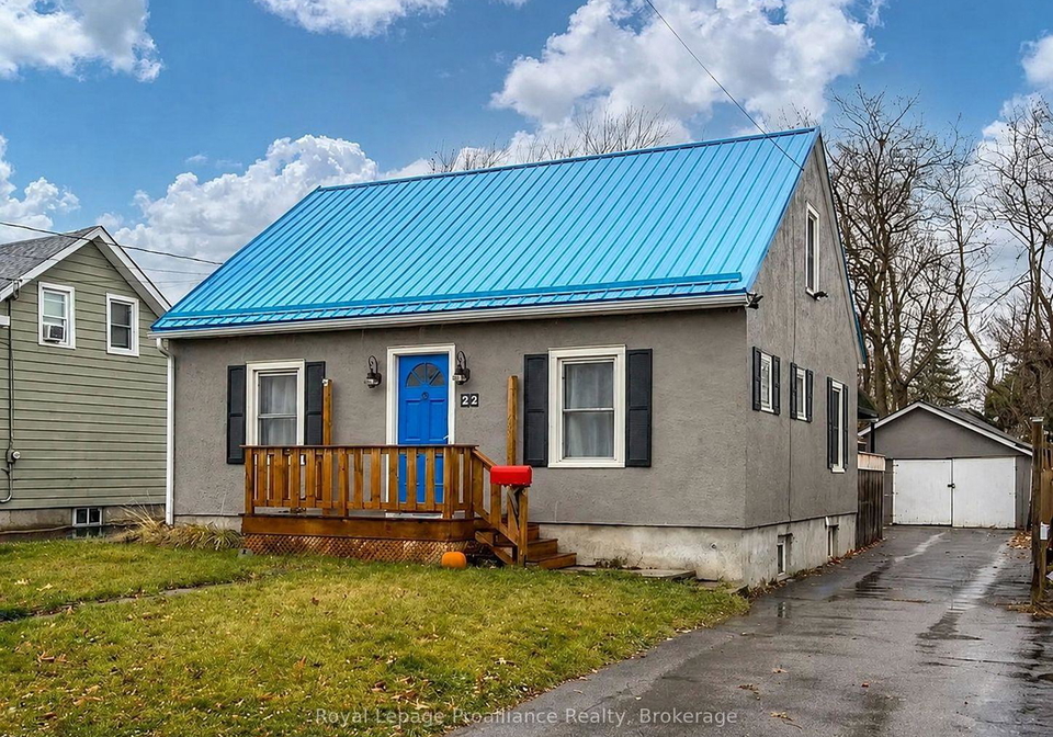 22-parker-street-belleville-ontario-x13650414