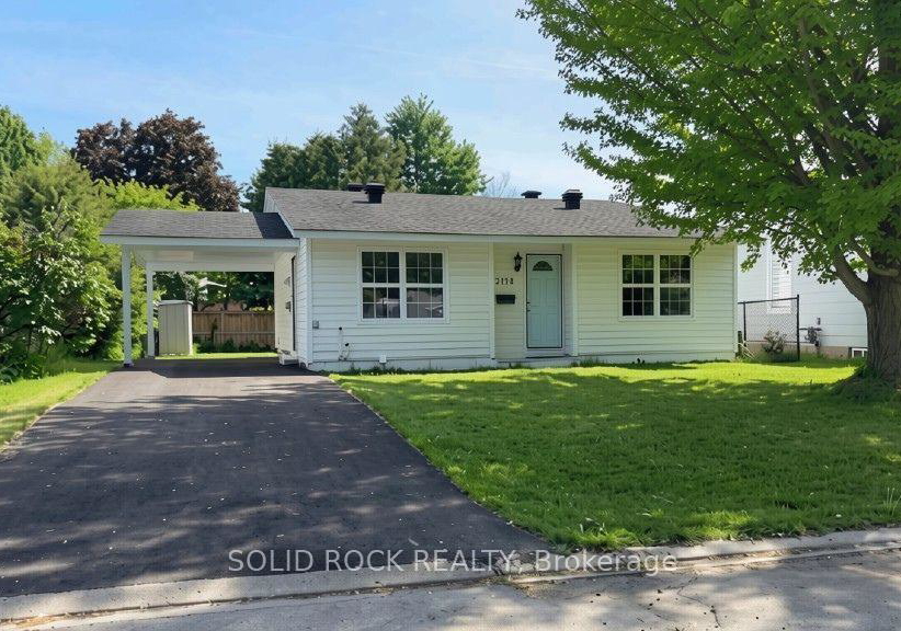 2158-fillmore-crescent-ottawa-ontario-x13650428