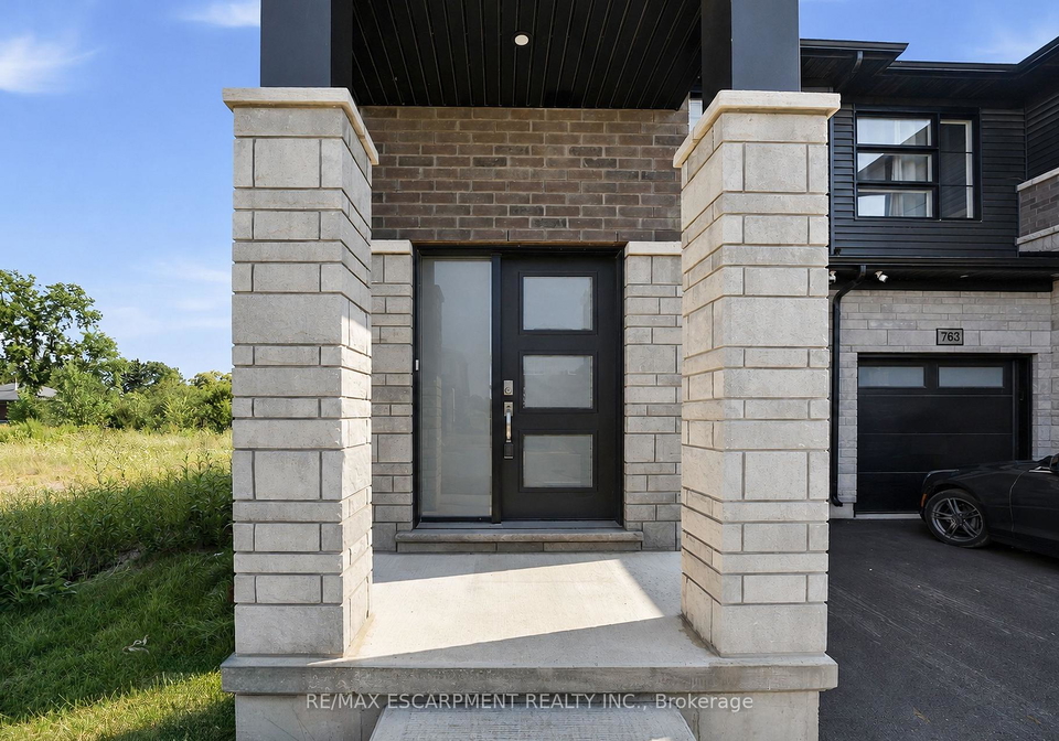 761-bradford-avenue-fort-erie-ontario-x13650520