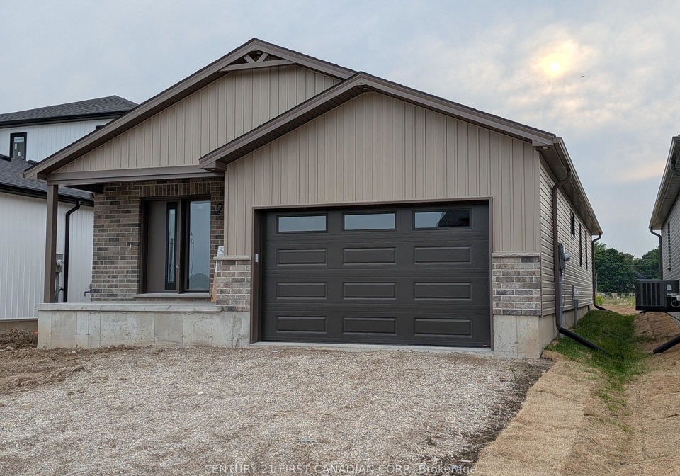 29-sheldabren-street-north-middlesex-ontario-x13650700
