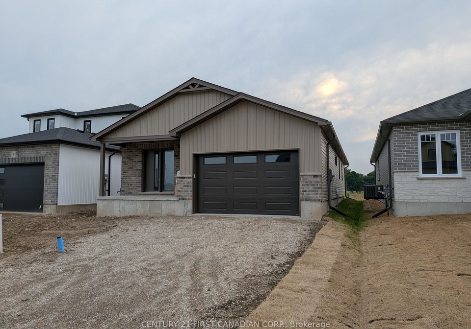 29-sheldabren-street-north-middlesex-ontario-x13650700