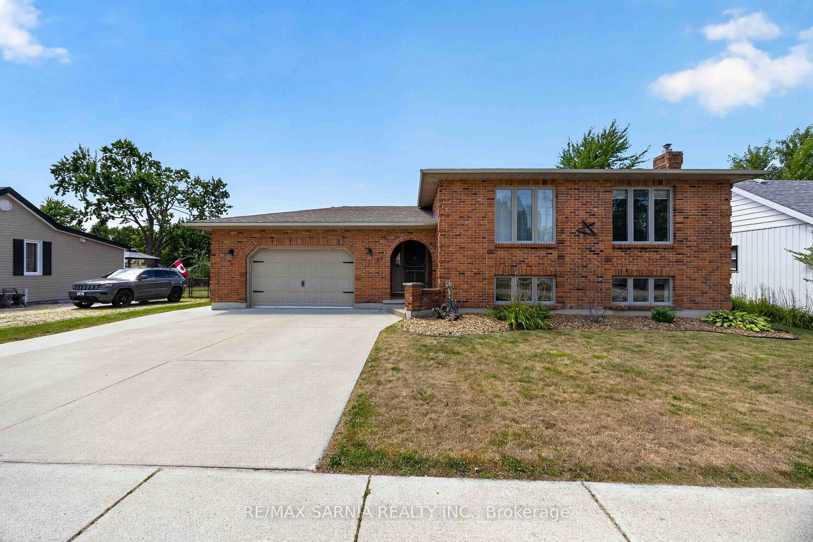 36-union-street-lambton-shores-ontario-x13650820