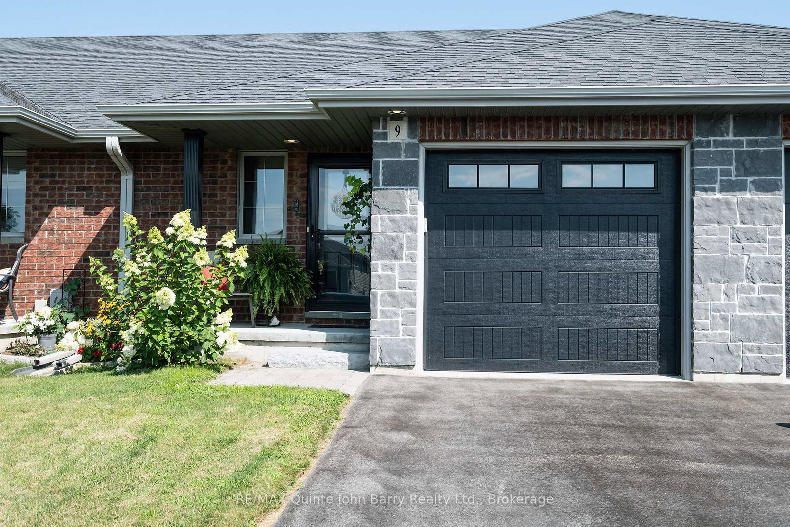 9-mcintosh-crescent-quinte-west-ontario-x13650914