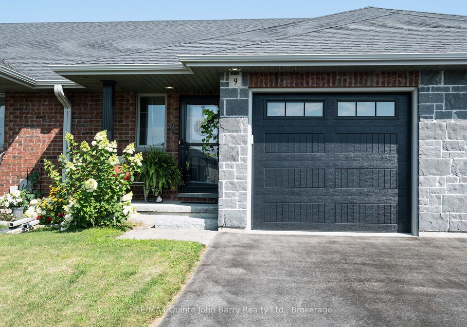 9-mcintosh-crescent-quinte-west-ontario-x13650914