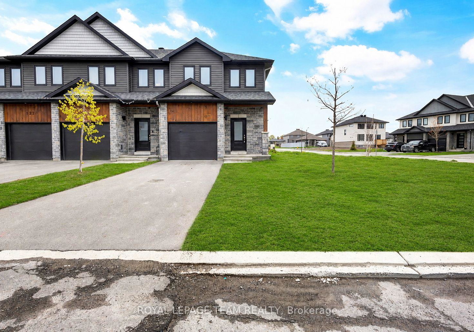 126-dowdall-circle-carleton-place-ontario-x13651046
