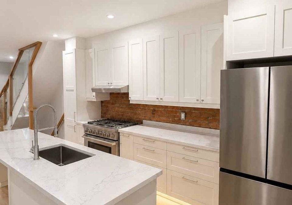 561-wentworth-street-hamilton-ontario-x13651086