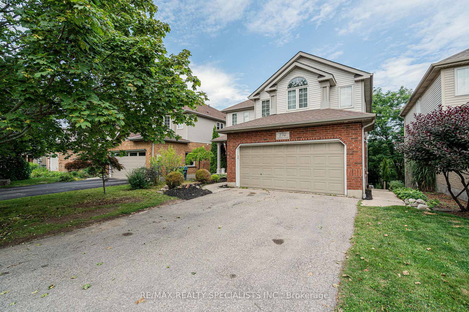 236-summerfield-drive-guelph-ontario-x13651104