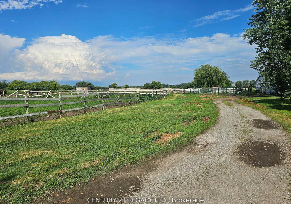 2569-bertie-road-fort-erie-ontario-x13651108