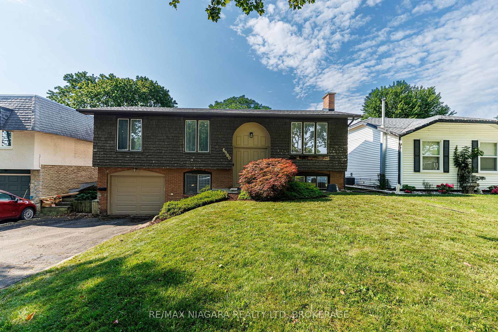 6980-dolphin-street-niagara-falls-ontario-x13651378