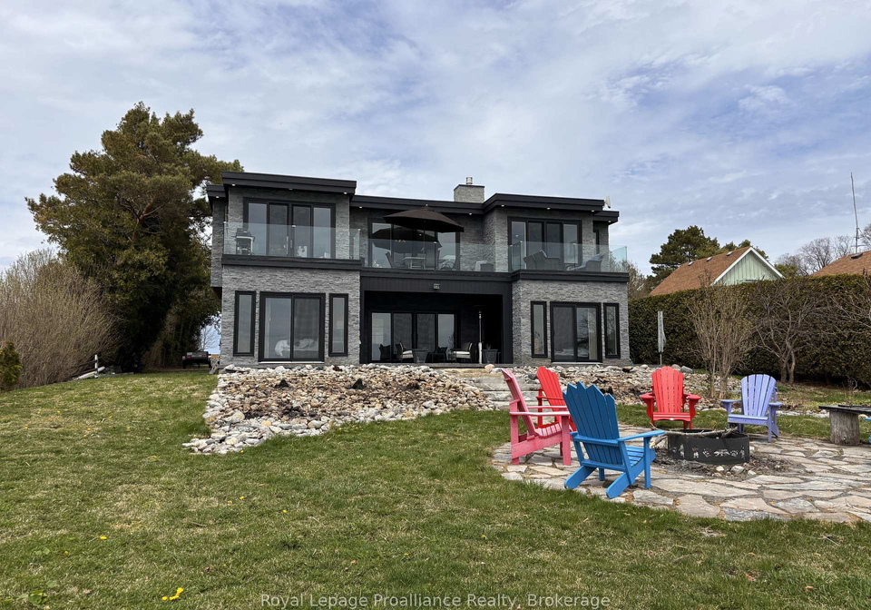 621-barcovan-beach-road-quinte-west-ontario-x13651412