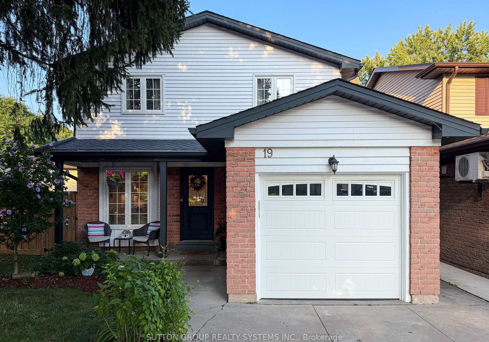 19-parkway-place-hamilton-ontario-x13651488